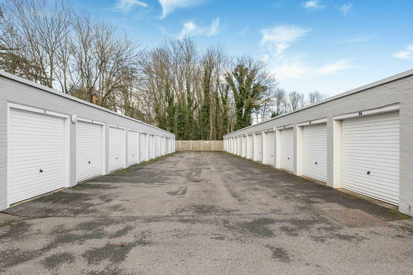 Phyllis Court Drive, Henley-On-Thames
